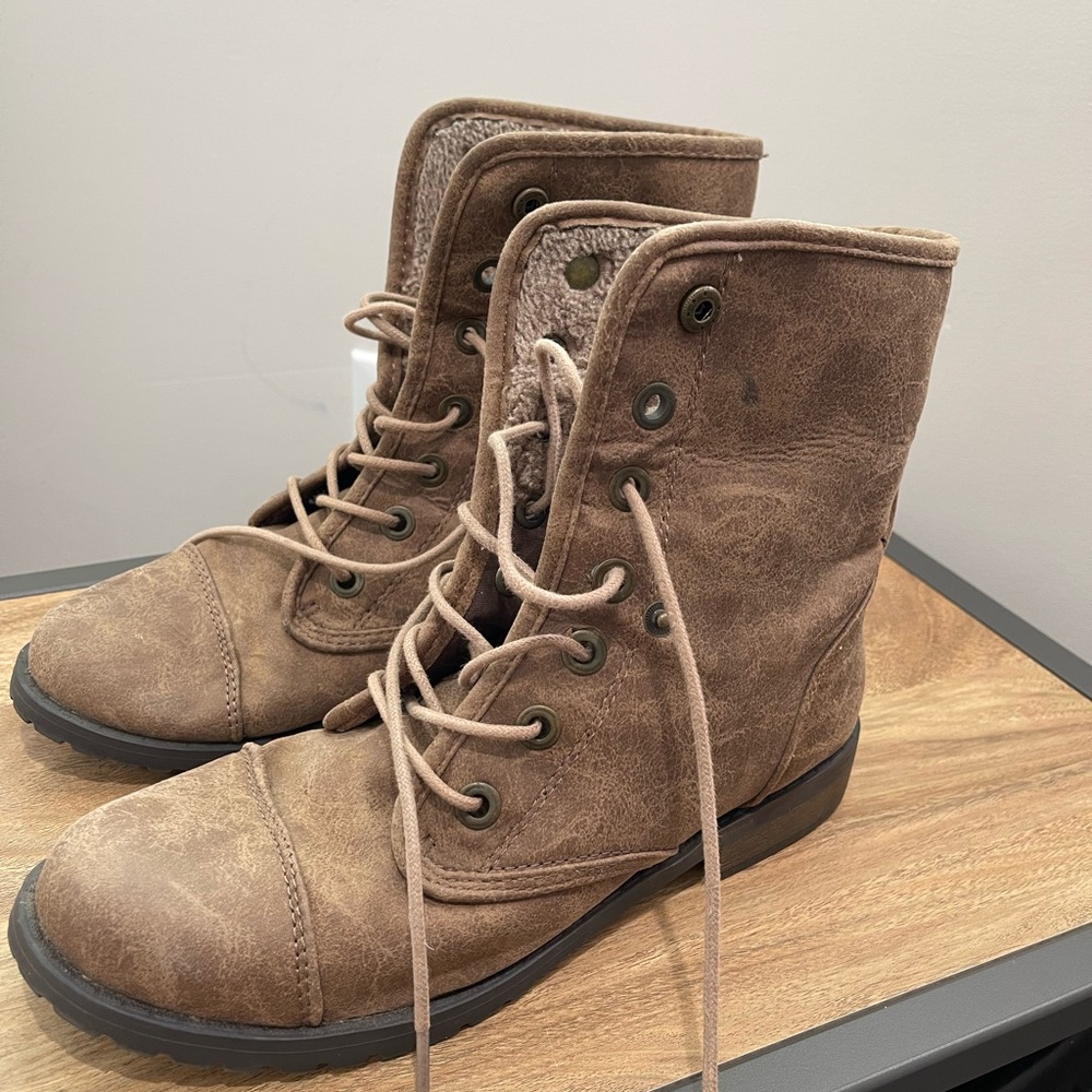 Boots, brown, lace up